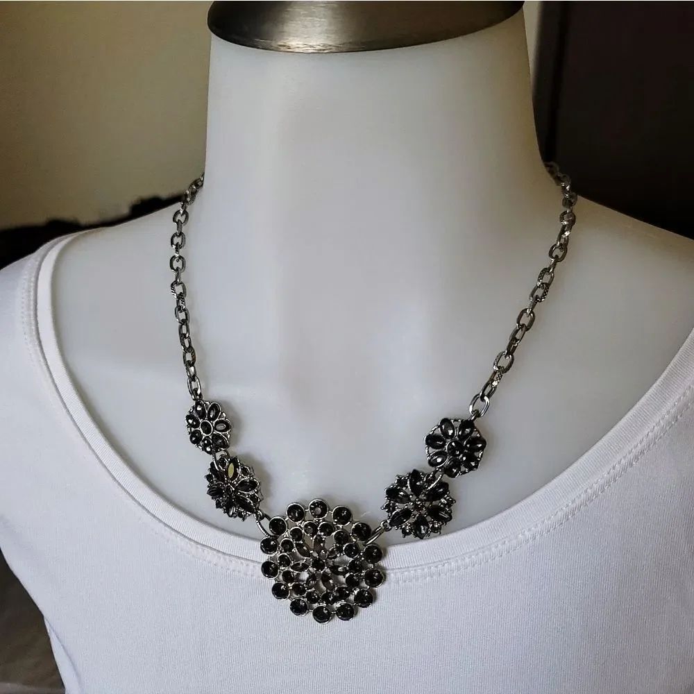 Necklace Bundle - Picture 5 of 5